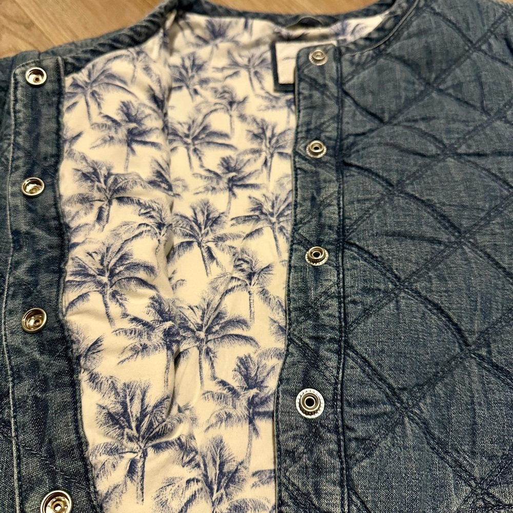 Tommy Bahama Women’s Quilted Crop Denim Jacket Size Medium New With Tags - Picture 5 of 6
